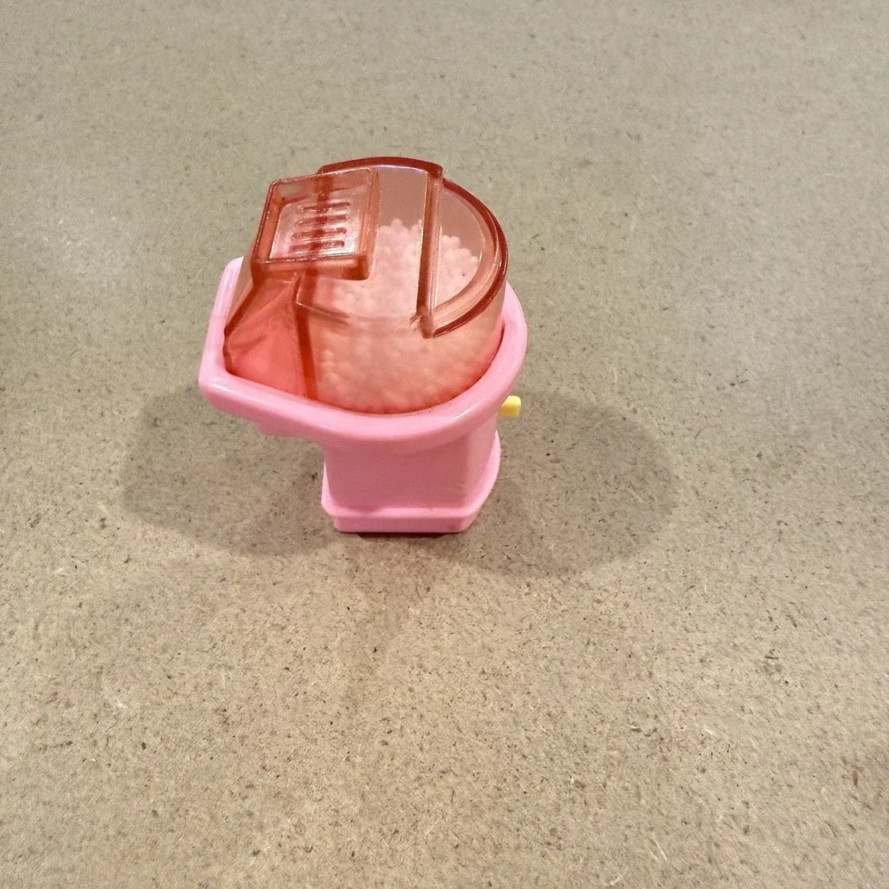 Vintage Barbie Popcorn Machine Toy Accessory‎ Pink Wind Up Mattel 90s